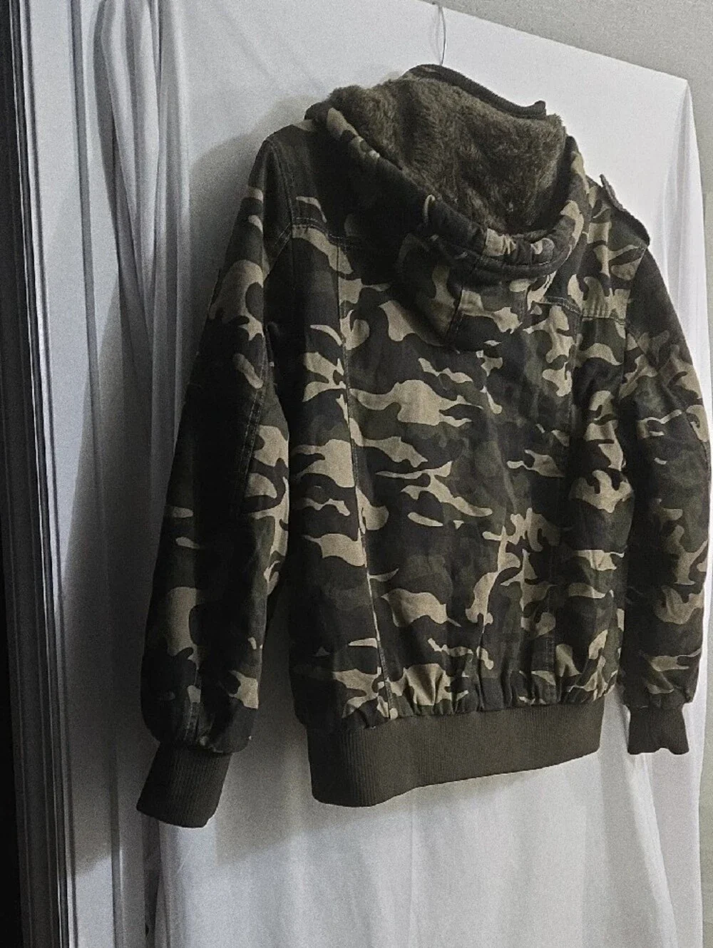 H.T. Niao Men's Camouflage Utility Jacket - Olive Camo Heavyweight